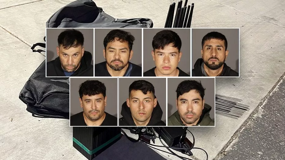 jewelry-store-thef-suspects-photo-1770843