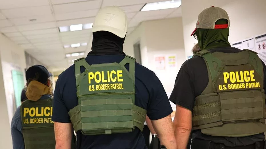 ice-agent695131