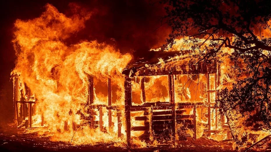 88b7ad18-house-fire505186