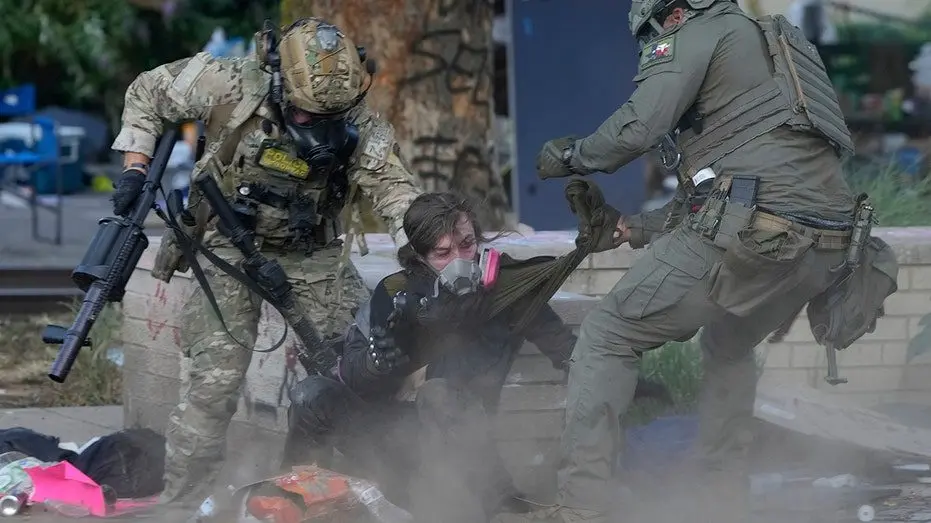 portland-anti-ice-riot-3842849