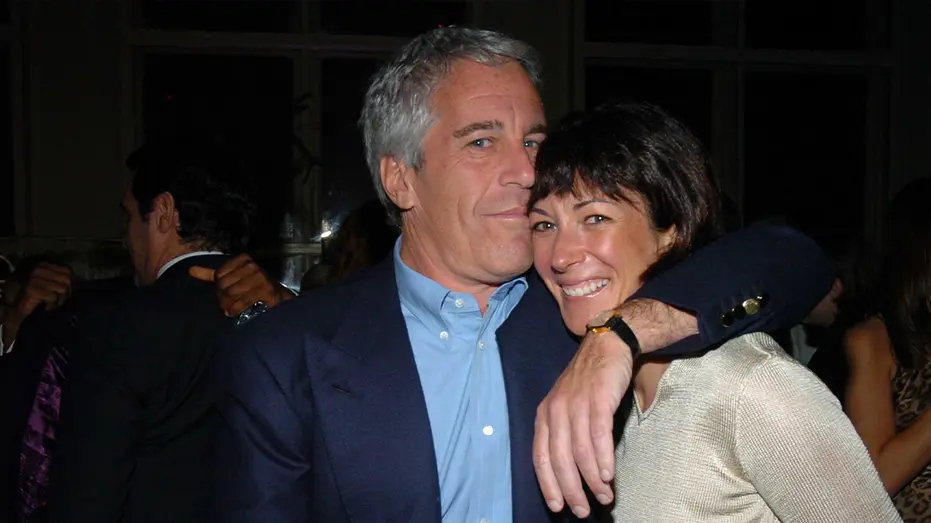 epstein-with-arm-around-maxwell-new-crop385821