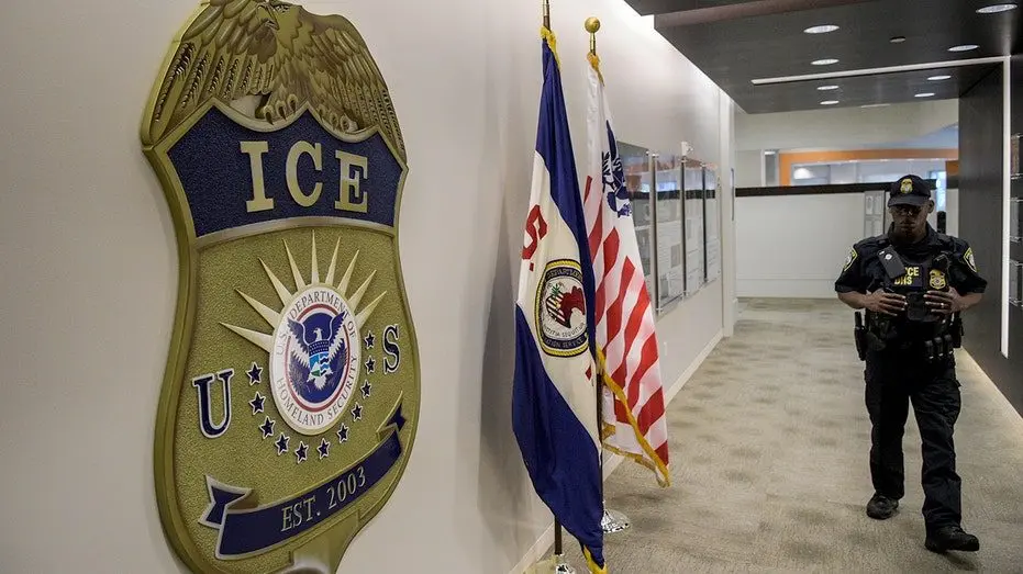 ice-shield919107