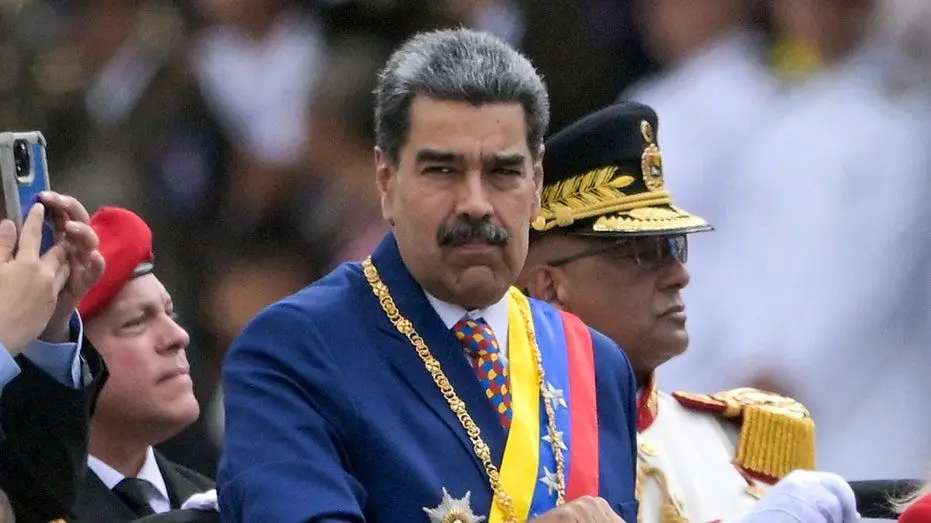 maduro-military-parade914200