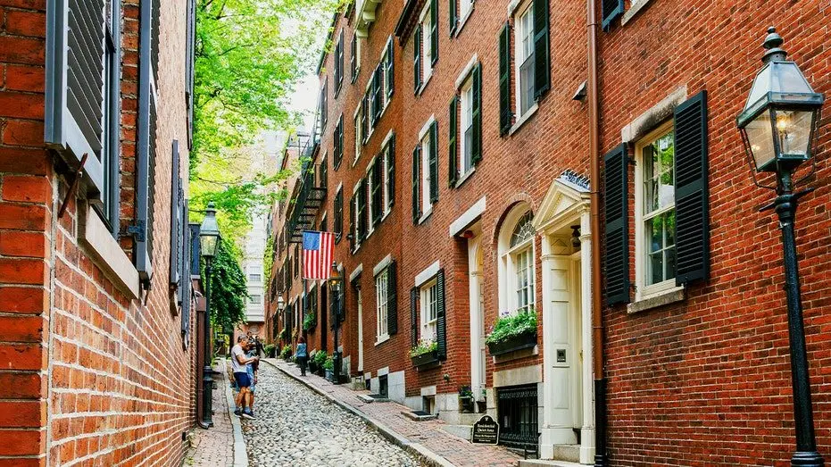 beacon-hill-2482582