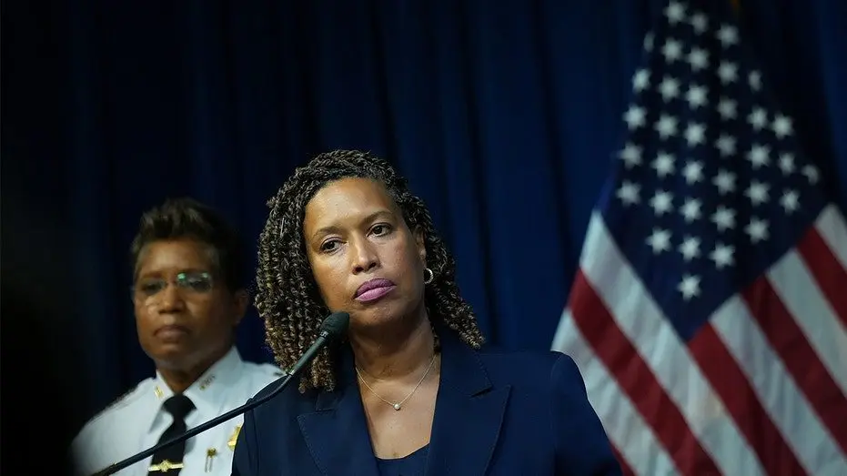 dc-mayor-muriel-bowser911793