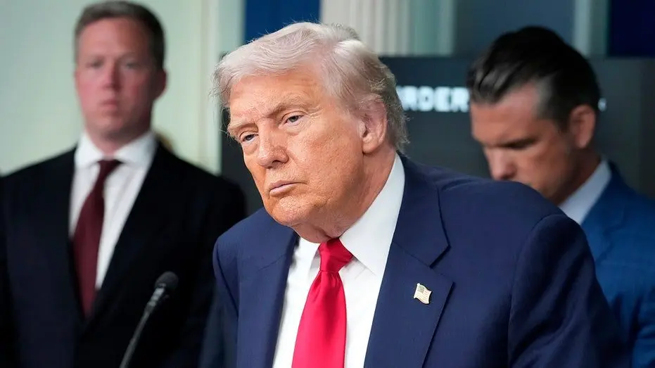donald-trump-in-briefing-room888662