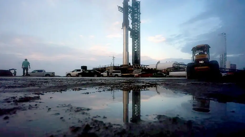 spacex-musk-texas-launch-002-1289666