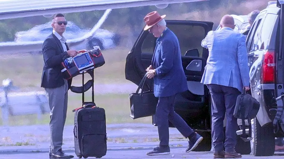 clinton-airport-hamptons-defibrillator579826