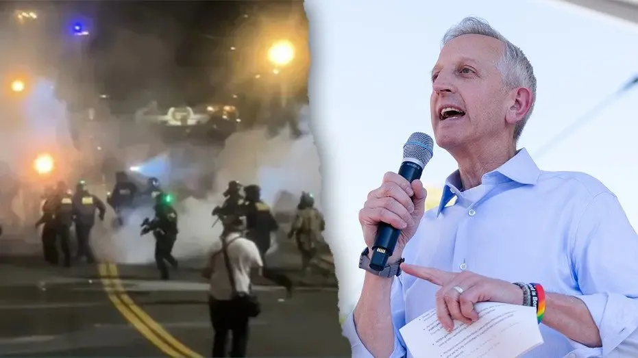 portland-protest-mayor-wilson546940