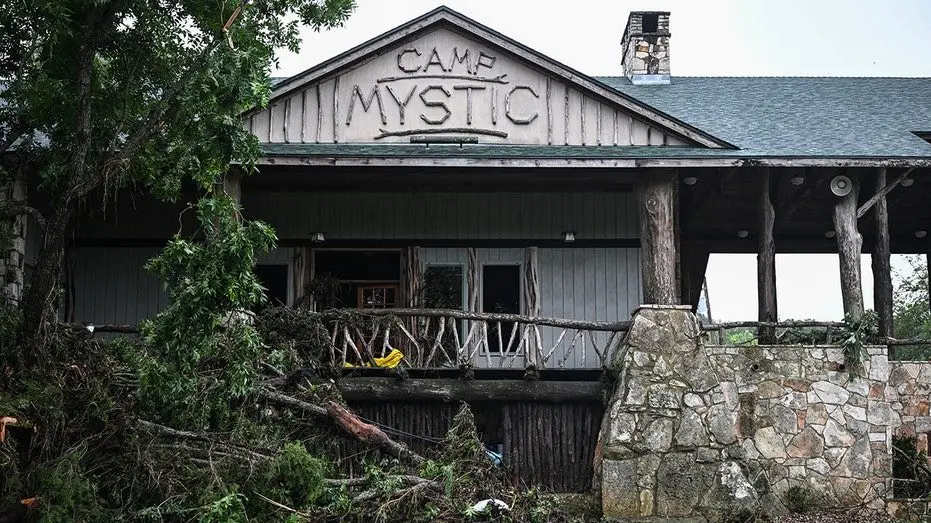 camp-mystic-texas-flooding_01161273