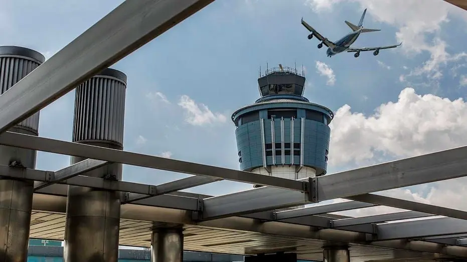laguardia-airport450112