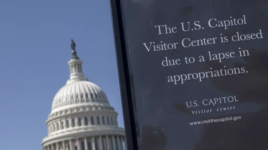 dc-capitol-shut-down-sign-fox-news136506