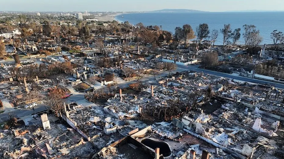 pacific-palisades-destruction937345