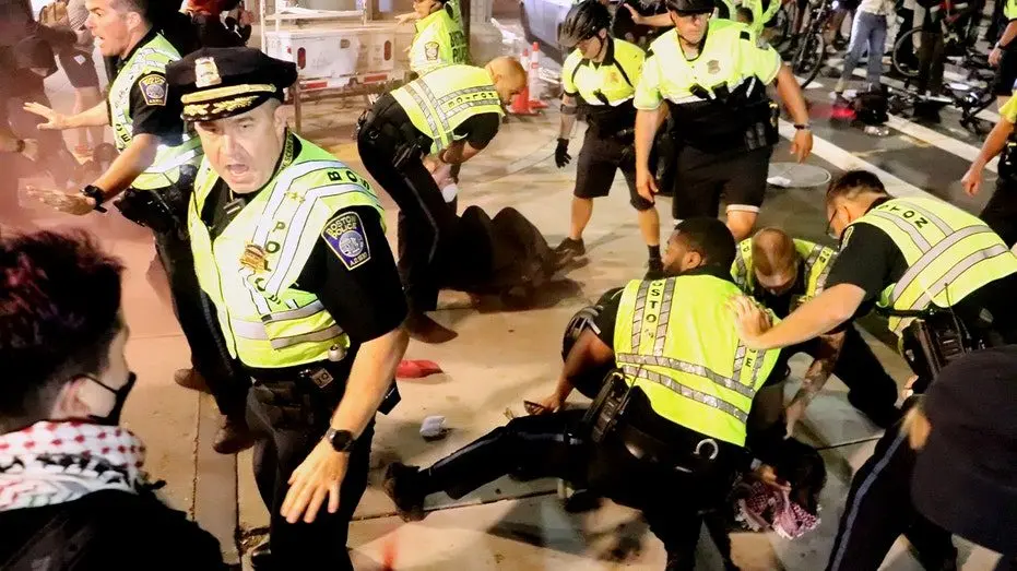 boston-riot236634