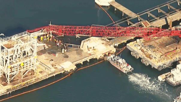 collapsed-crane-everett-massachusetts583692