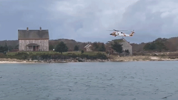 helicopter-emergency-landing-usethis293377
