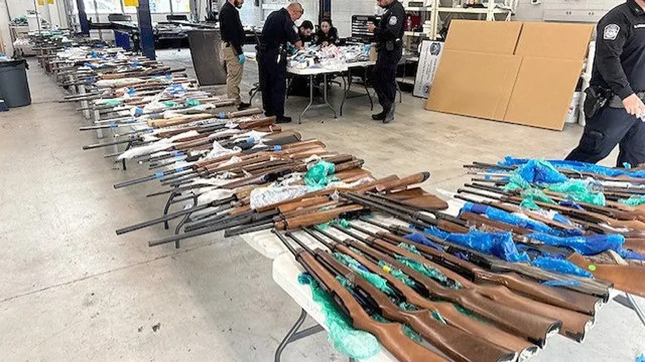 firearms-caught-being-smuggled-into-us332041