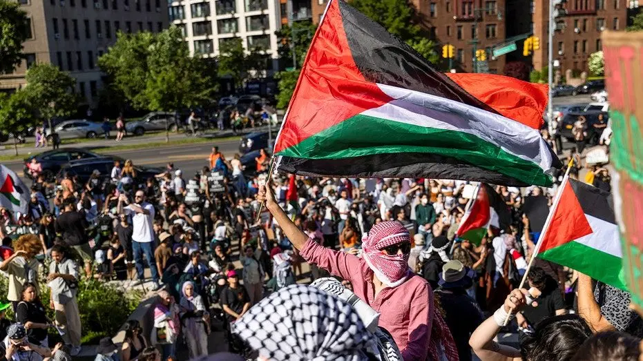 anti-israel-pro-palestinian-brooklyn-new-york-city-protest798659