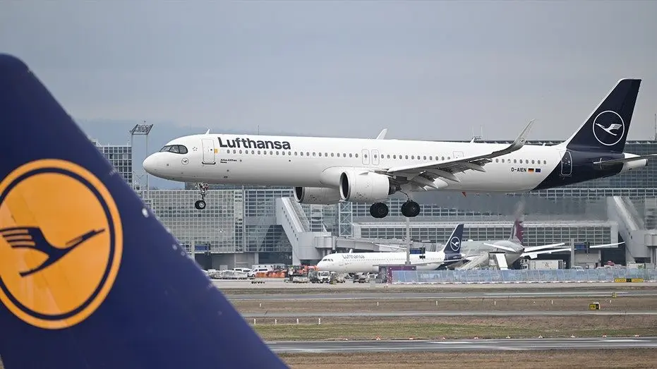 lufthansa976171