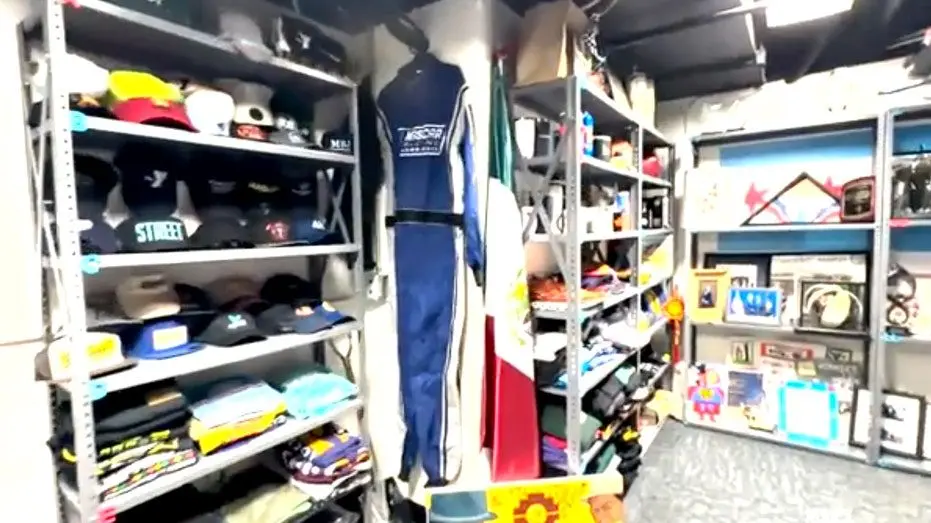 chicago-gifting-room-001868327