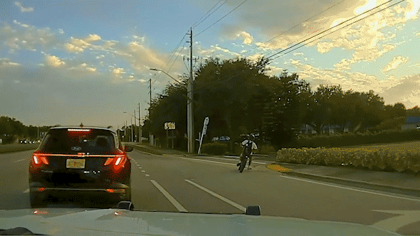 teen-dirt-biker-leads-police-on-dangerous-pursuit-gif48490