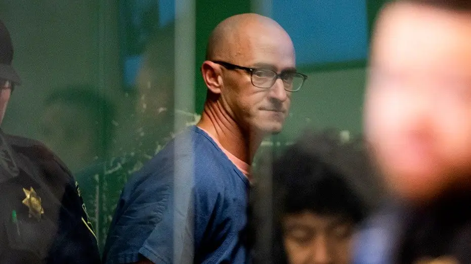 emerson-alaska-airlines-116262