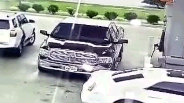 texas-jugging-robbery-trend-gif383933