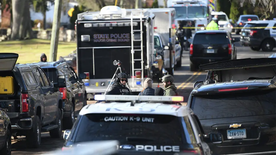 Decomposed body found in Connecticut after standoff with man who opened fire at police