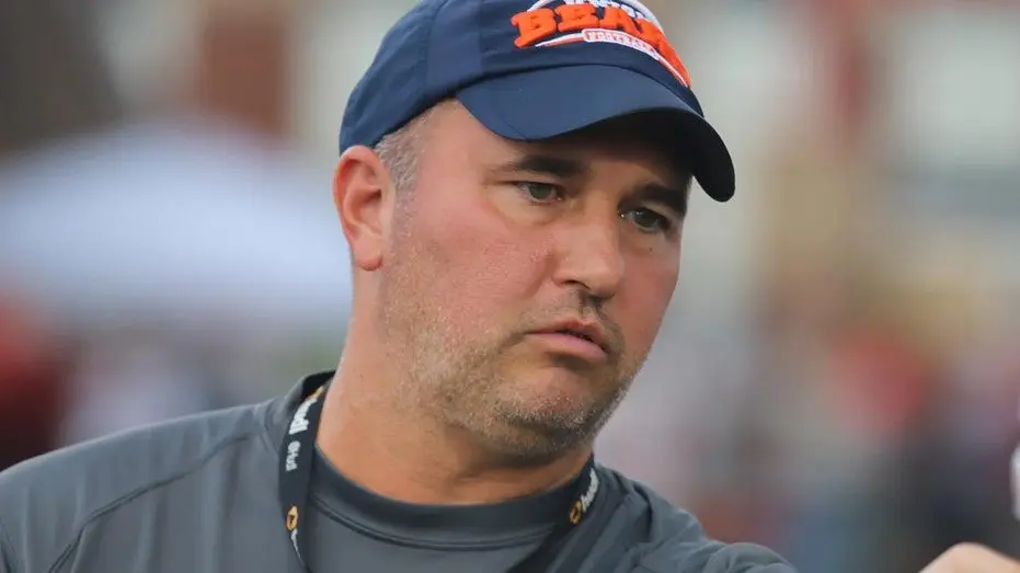 travis-turner-virginia-football-coach-fugitive_03121820