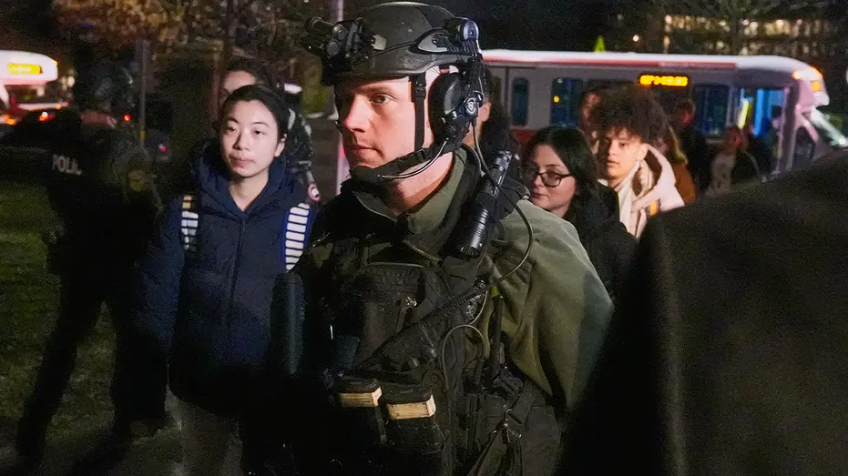 brown-university-shooting-police-escort-students-to-safety15666