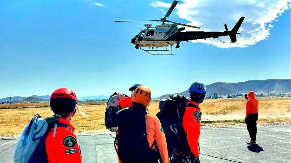 riverside-mountain-rescue-unit-sheriffs-helicopter705513