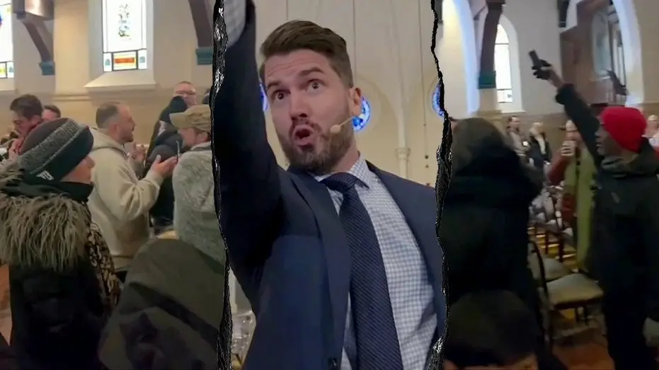 anti-ice-agitators-storm-minneapolis-church950596