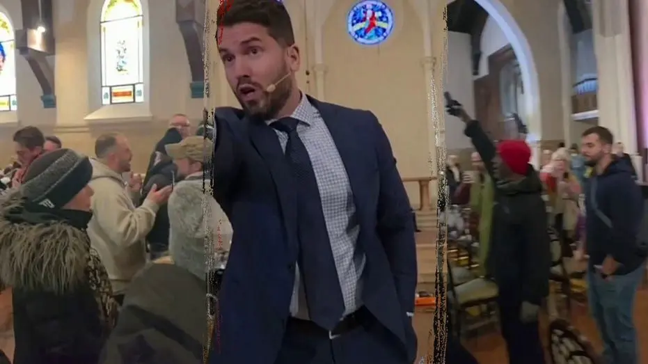 anti-ice-protest-church827345