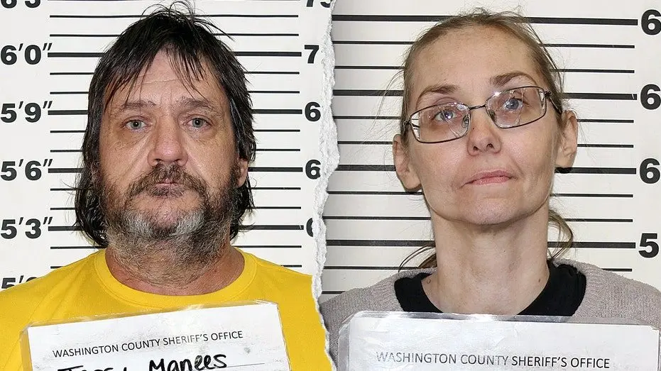 missouri-couple-chicken-pen-teen-abuse-bb-gun-arrest-001241105