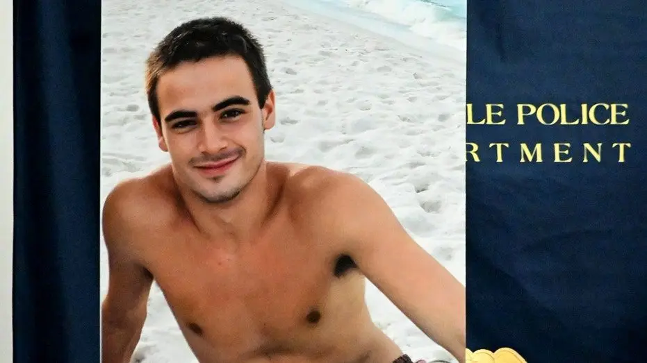 jacob-lyon-presser-crop-full70204