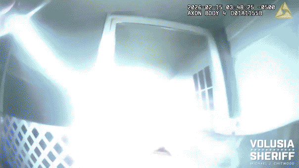 florida-officer-saves-woman-gif-194906