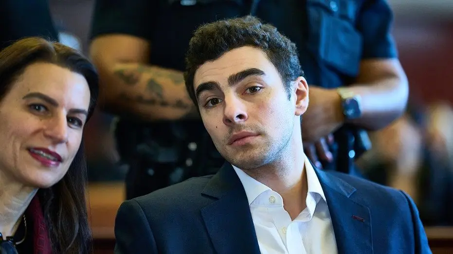 luigi-mangione-court-shooter-hearing-brian-thompson-unitedhealthcare-ceo-1212-004890383