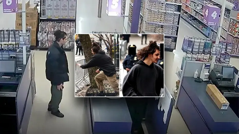 emir-balat-phantom-fireworks-pennsylvania612039