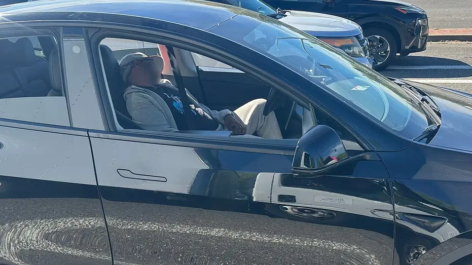 sleeping-driver-359111