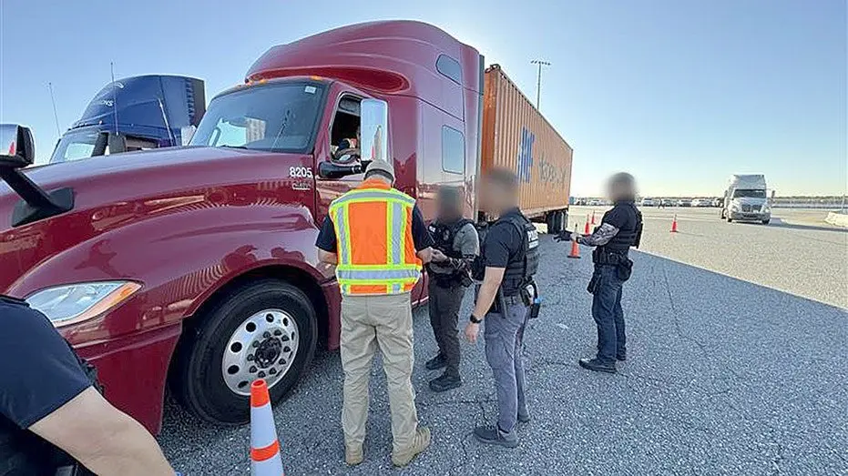 ice-arrests-illegal-alien-truck-drivers-california-00352707
