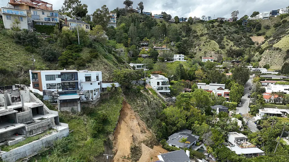 hollywood-hills-home-invasion-burglary-los-angeles-affluent-neighborhood90932