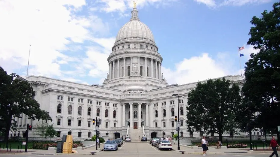 federal-immigration-wisconsin-custody-request47845