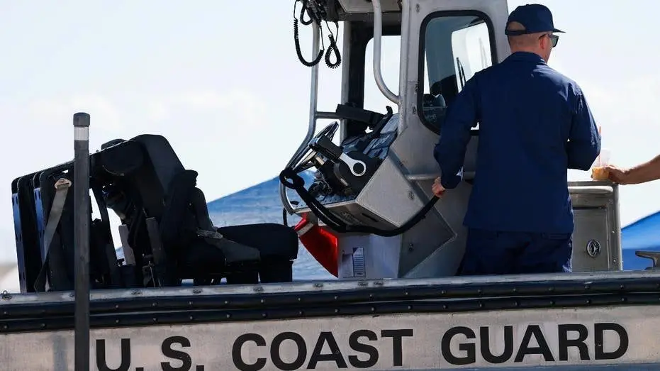 us-coast-guard-boat593561