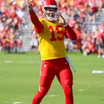 Patrick Mahomes, Chris Jones restructure to help out Chiefs cap space