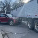 Mo. teen avoids injury after SUV, semi crash