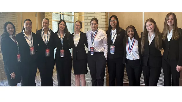 uchs-hosa-students