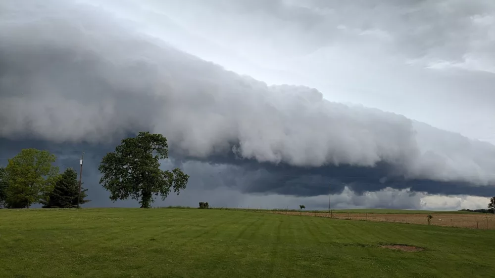 shelf-cloud-by-elmina-yoder