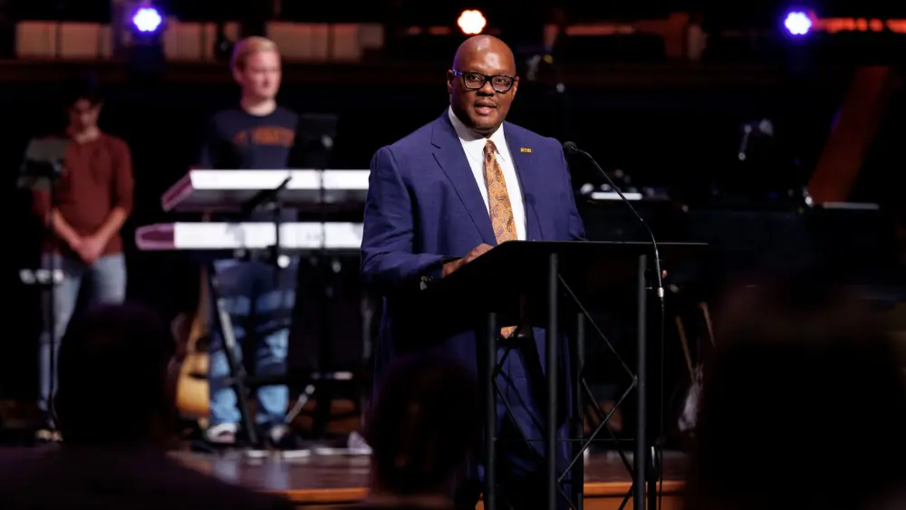 125-utm_worship-freeman