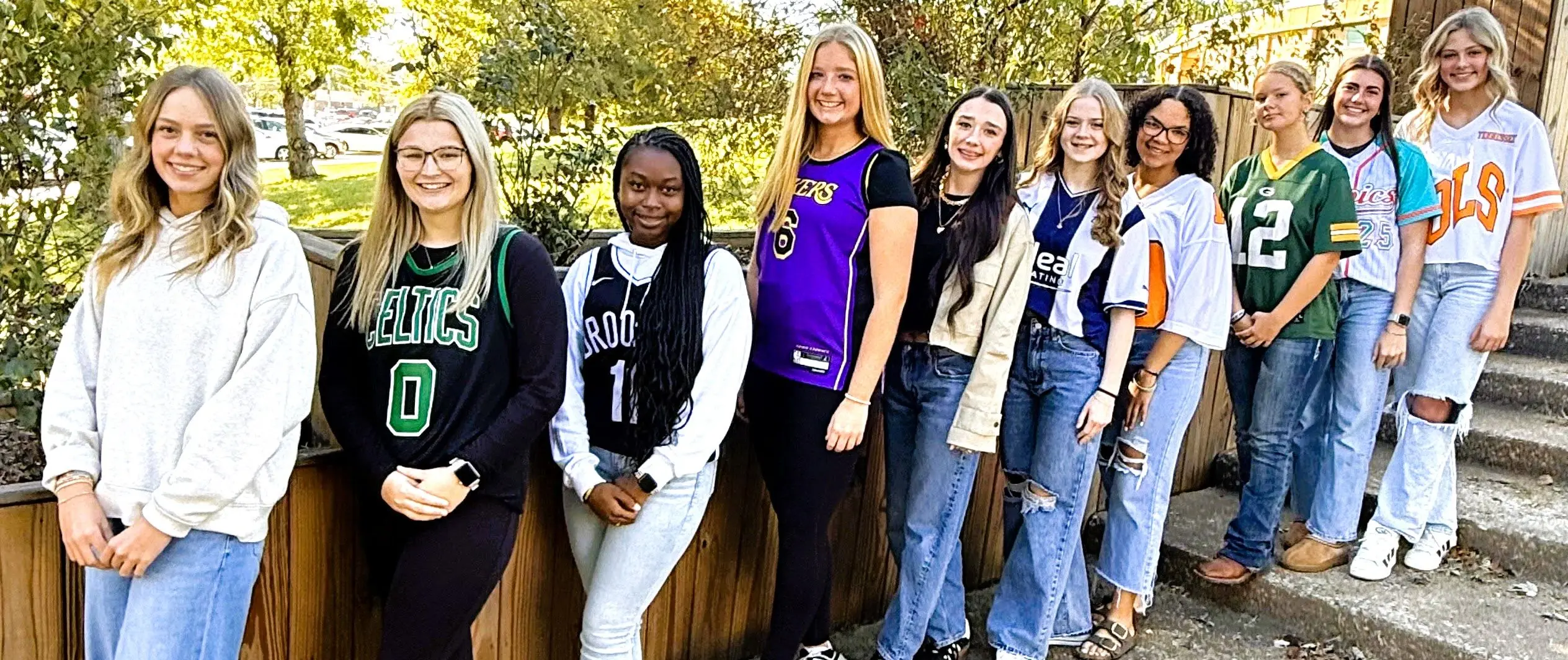 hchs-homecoming-25-girls