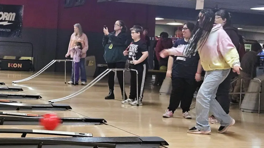 spec-olympics-bowling-by-jammie
